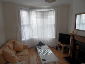 Lounge with Coffee Table